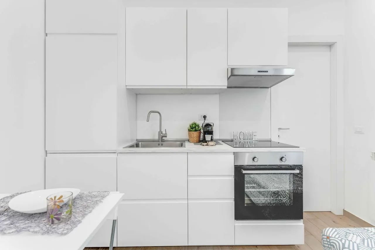 Appartamento Realjoy Milano CASA VENINI 0*,  Italia